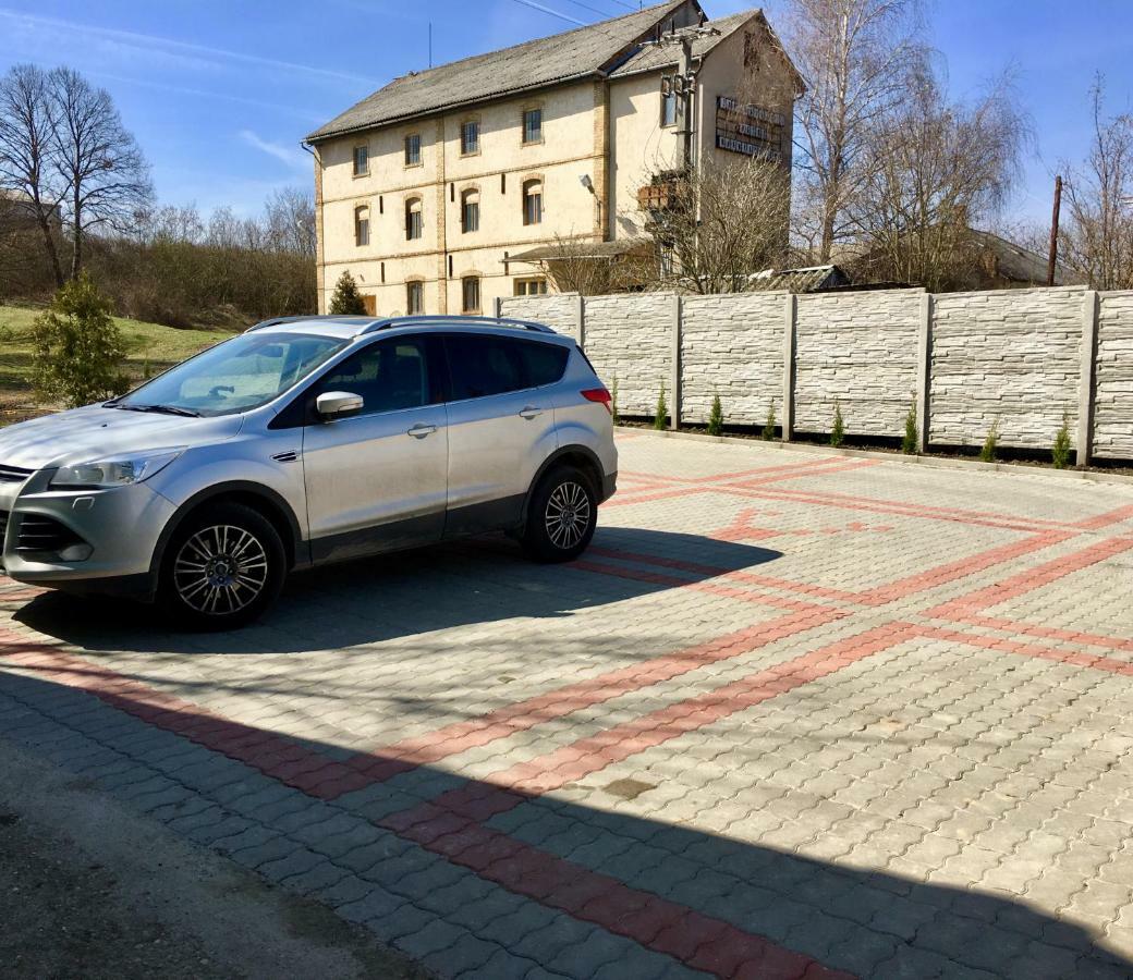 Matrai Vadaszhaz Matraterenye Buitenkant foto